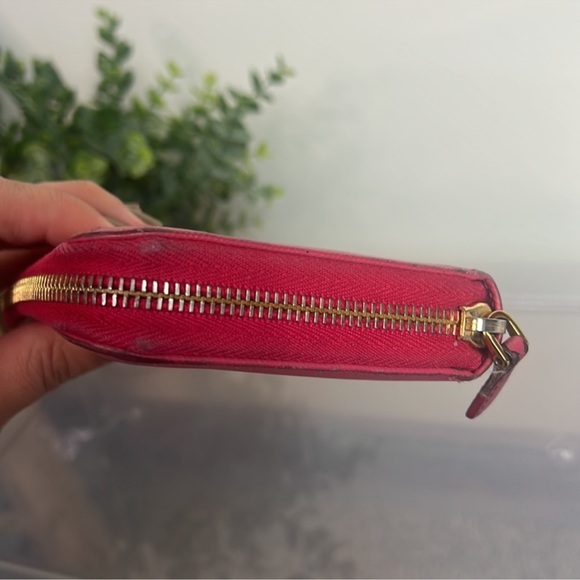 Prada Saffiano Pink Leather Bow Zipper Wallet - Picture 8 of 13